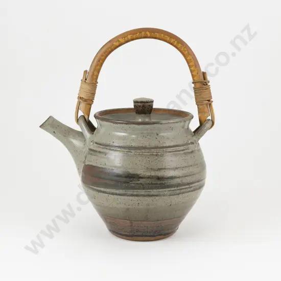 Peter Stichbury Teapot
