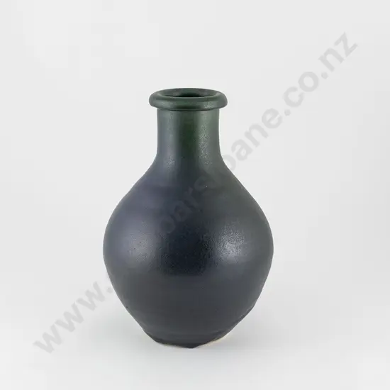 Len Castle Ovoid Vase