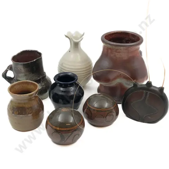 Small Quantity of Assorted Pottery