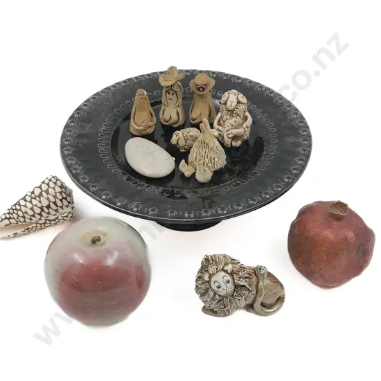 Quantity of Assorted Pottery Ornaments etc on Comport