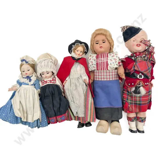 Quantity of Assorted Vintage Dolls
