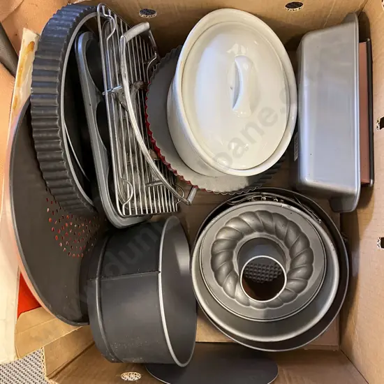 Box of Assorted Kitchenware