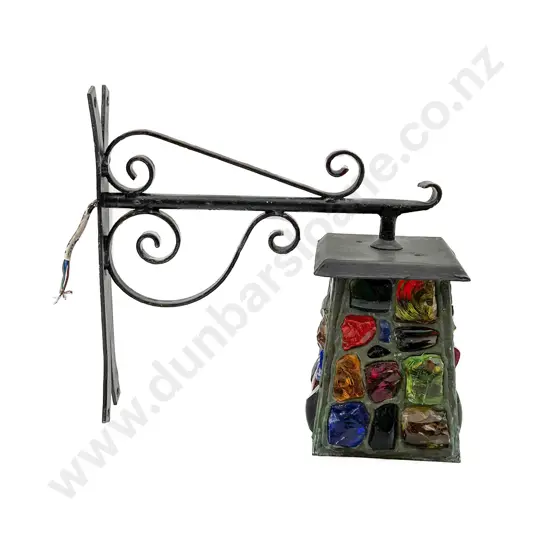 Lantern Form Decorative Wall Light