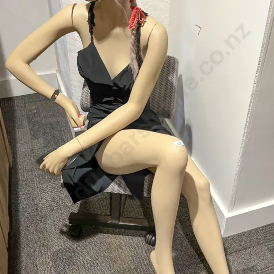 Shop Display Mannequin