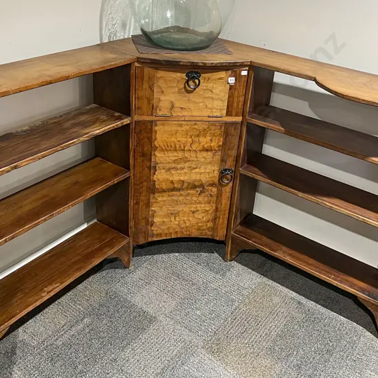 Chapman Taylor Corner Bookcase With Central Cabinet