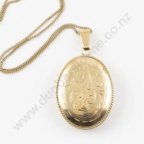 9ct Large Oval Photo Locket on Fine Neck Chain