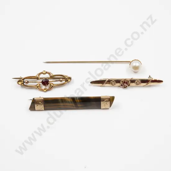 Three Various 9ct Bar Brooches