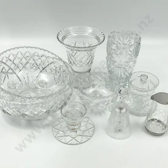 Quantity of Assorted Crystal (9)