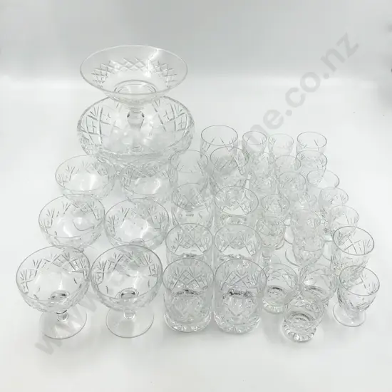 Quantity of Assorted Crystal (38)