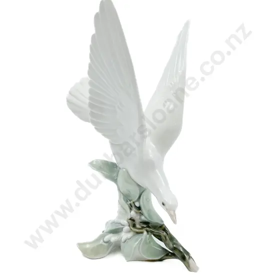 Lladro Dove Ornament