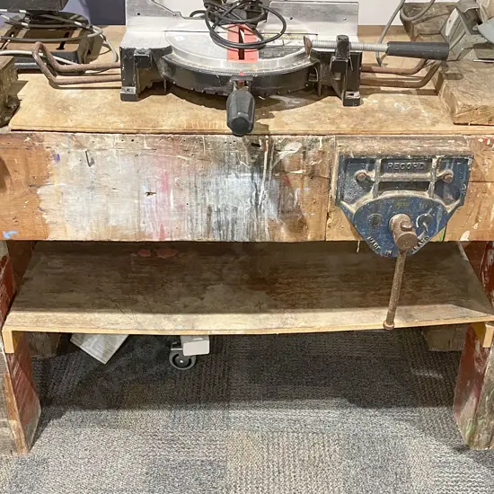 Large Work Bench With Vices'
