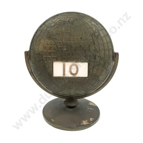 Vintage Globe Form Perpetual Flipping Calendar