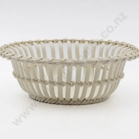 Early C19th Wedgwood Creamware Lattice Bowl