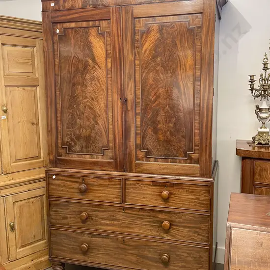 Wm IV Mahogany Linen Press
