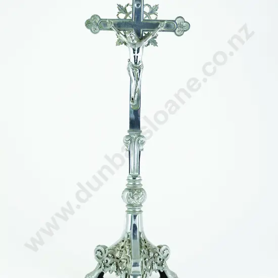 Chrome Plated Alter Cross With Corpus