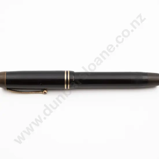 Vintage Parker Duofold Fountain Pen