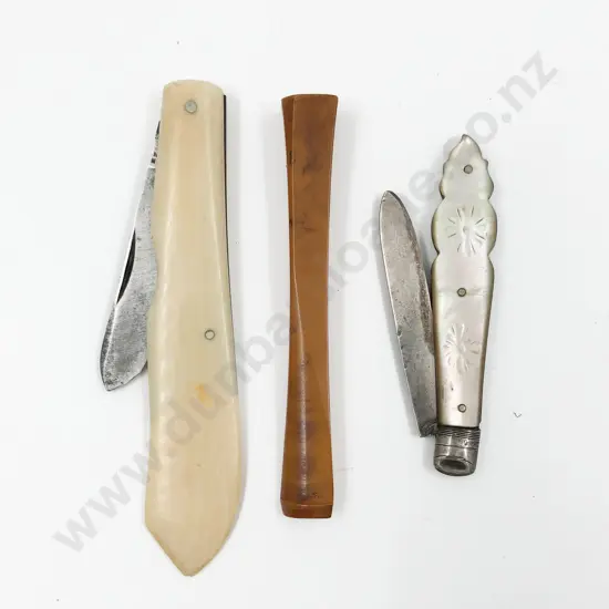 MOP S/S Plated Pocket Knife Together With Other Knife Etc.