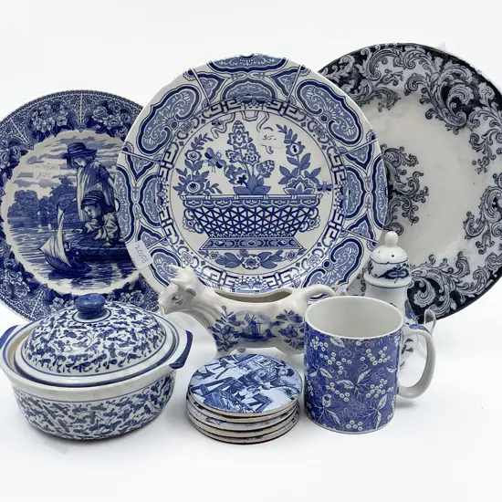 Small Quantity of Assorted Blue & White Incl. Cow Form Gravy Boat