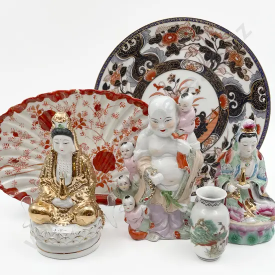 Small Quantity of Assorted Asian China and Figures