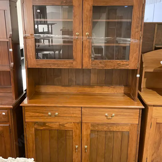 Modern Sideboard With Glazed Door Cabinet Top