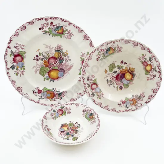 22 Pieces of Mason's Dinner China