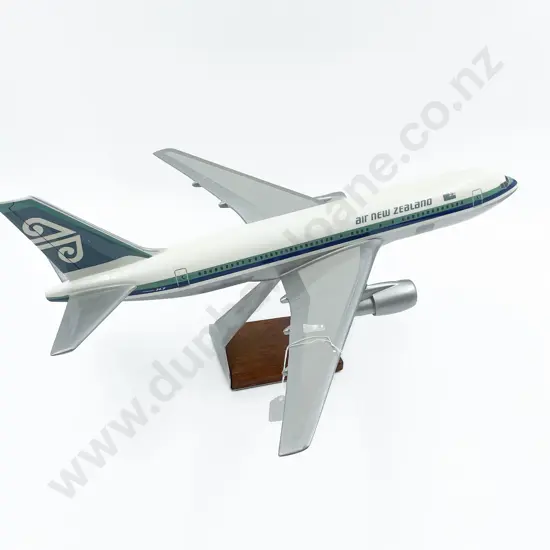 Air New Zealand Model Boeing 767