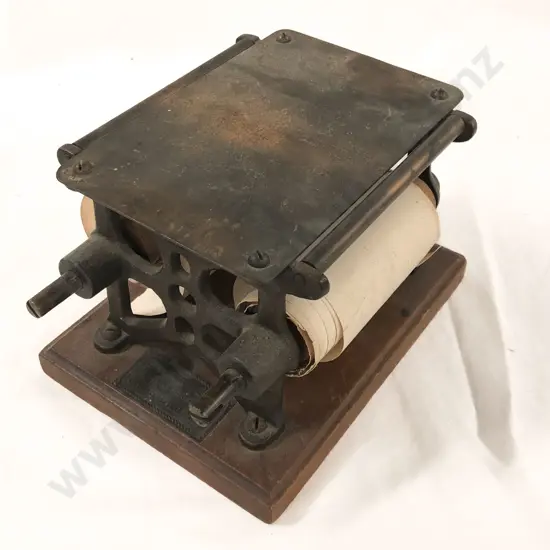 Bristow & Co. Vintage Paper Press