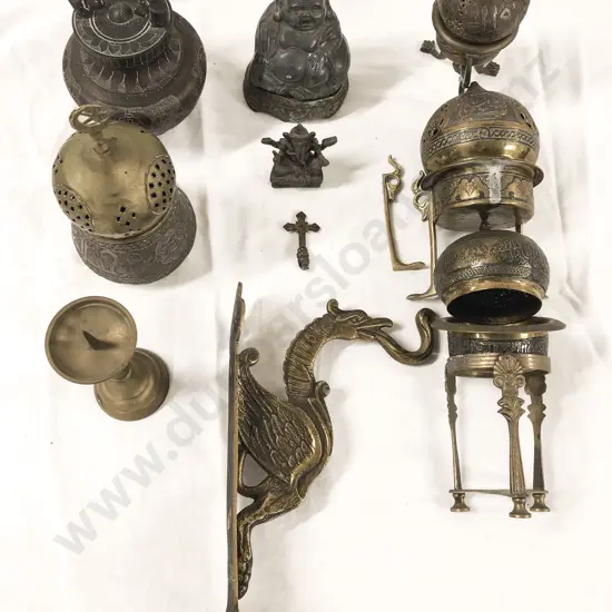 Box of Assorted Vintage Metalware