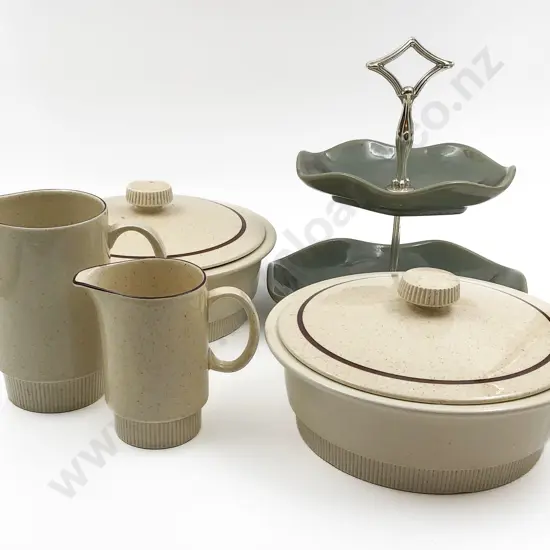 Two Poole Casserole Dishes and Pair of Graduated Jugs Together With Other Two Tier Plate Rack