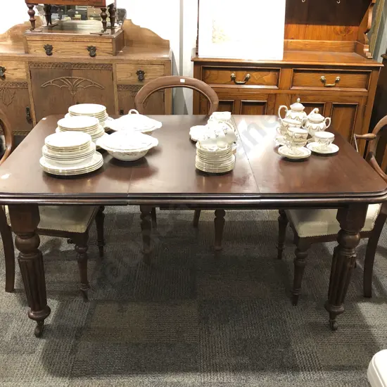 Victorian Mahogany Extension Dining Table