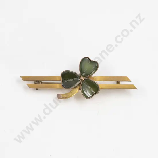 NZ Colonial 9ct and Greenstone Clover Bar Brooch