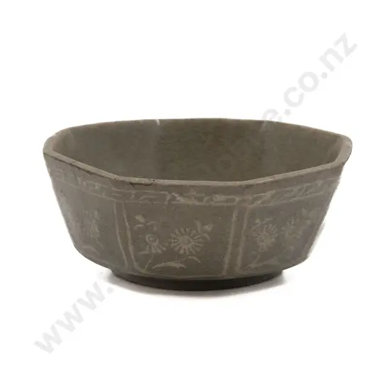 A Korean Goryeo Dynasty (935-1392) Celedon Glazed Octagonal Bowl