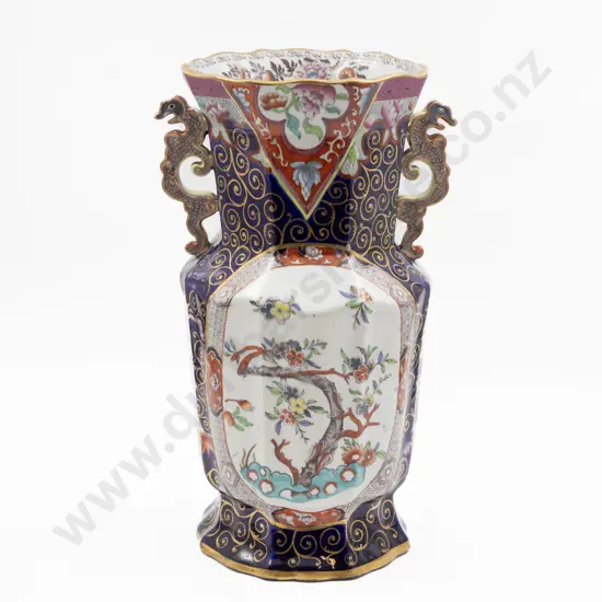 Large Masons Patent Ironstone Japonais Pattern Mantel Vase