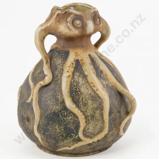 Rare Circa 1905 Amphora Octopus Vase By Eduard Stellmacher