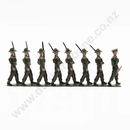 Britains Australian Infantry 8pces