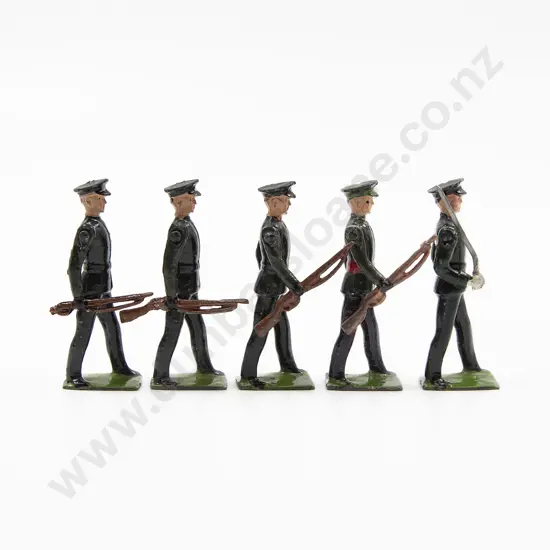 Britians Rifle Brigade At Trail 5pces