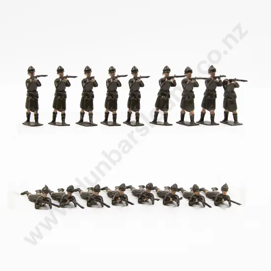 Britains Gordon Highlanders 17pces