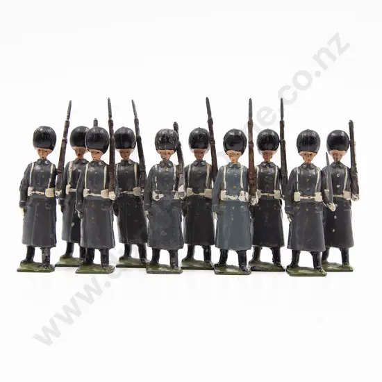 Britains Scots Guards in Gray Coats 10pces