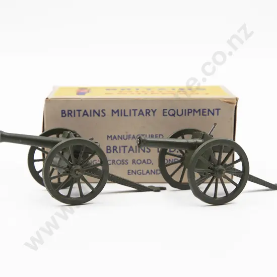 Boxed Britains R A Gun Small Model No 9700