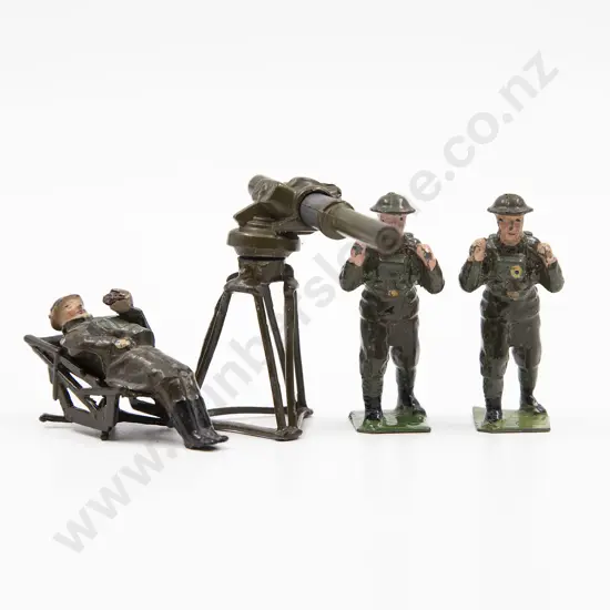 Britains Height Finder with Two Soldiers and Spotting Chair