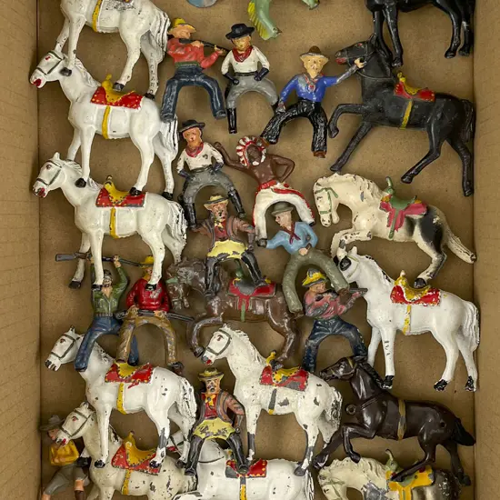 Mixed Manufacture 2pce Mounted Cowboys and Cowgirls