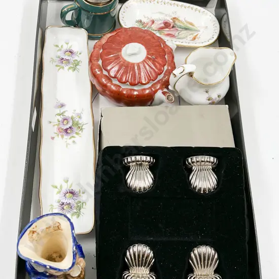 Box with China Odds and Set of Scallop Menu Holders