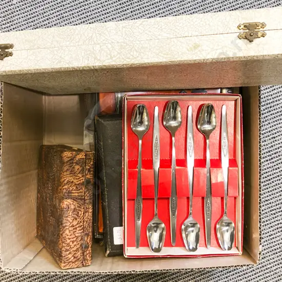 Qty of Assorted Boxed Cutlery
