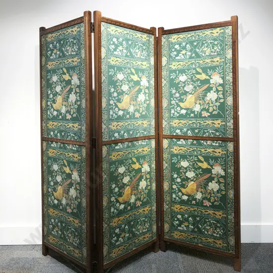 Three Panel Dressing Screen