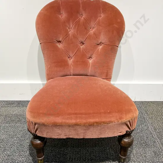 Button Back Nursing Chair