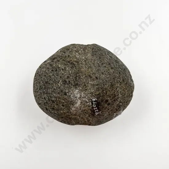 A Mahe (Stone Sinker)