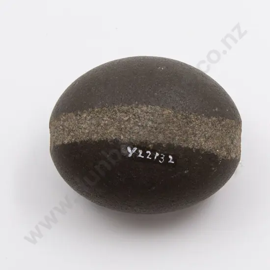A Mahe (Stone Sinker)