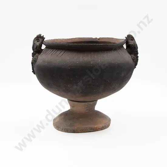 A Papua New Guinea Meat Cooking Pots