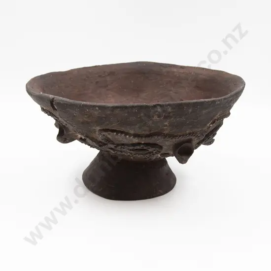 A Papua New Guinea Sago Jar Lid