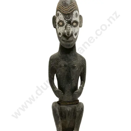 A Papua New Guinea Male Standing Figure